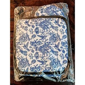 Blue Bird Oven Mitt & Pot Holder 2-Piece Set - White Blue - New